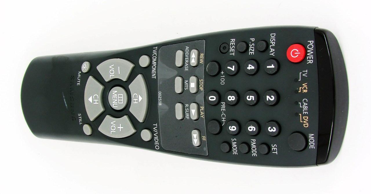   TV + VCR + DVD SAMSUNG AA59-00251B (TV\VCR\CABLE\DVD)  ()